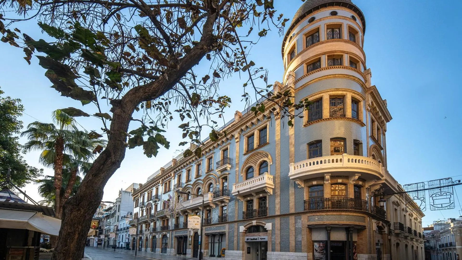 Hostal Antiguo Palacio Hotel Paris Huelva